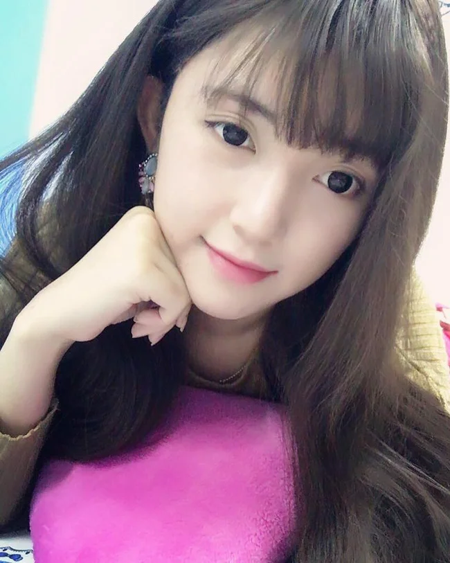Sự thật khiến ai cũng choáng phía sau những hình ảnh của cô gái xinh như hot girl (2)