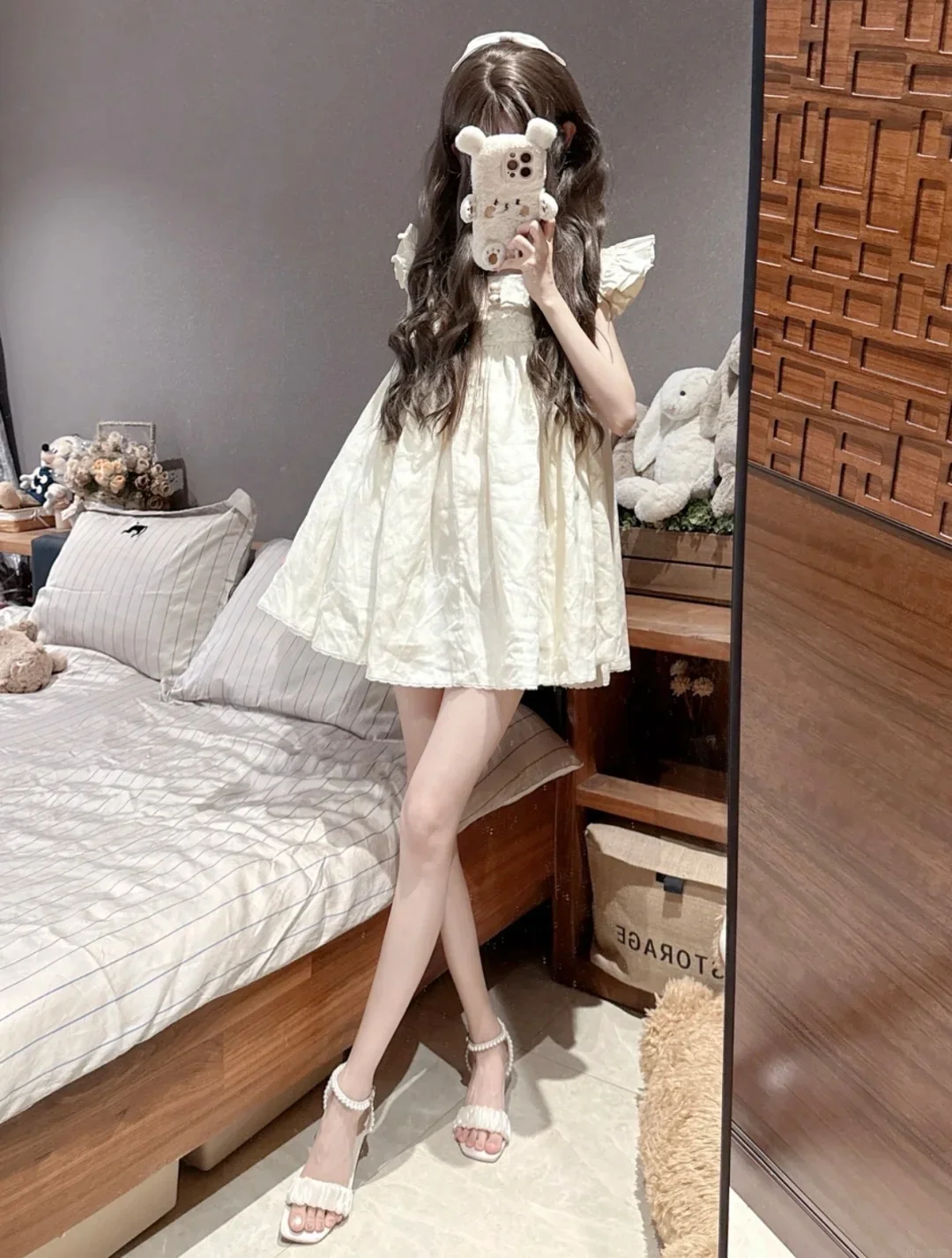 gái xinh vú to tự sướng 11