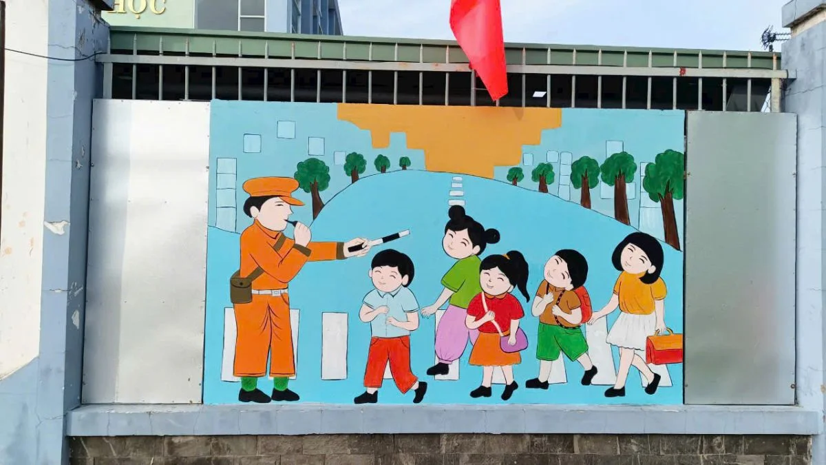 Vẽ tranh chủ đề an toàn giao thông đẹp.