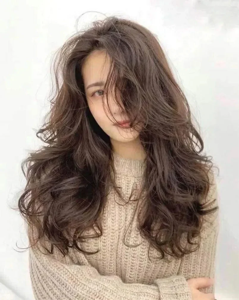 Layer bung tỉa đuôi vểnh