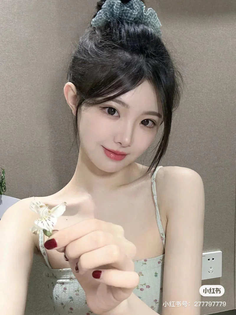 Tóc mái bay buộc cao (3)